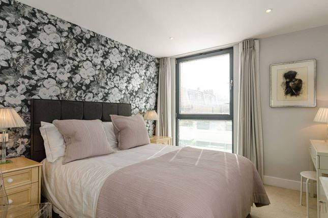 2 bed flat
