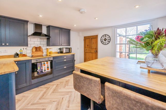 4 bedroom terraced house for sale