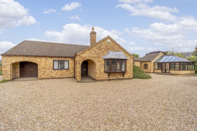 4 bedroom detached bungalow for sale