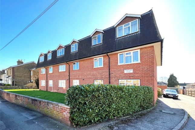 Hermitage Court, Staines TW18 1 bed flat for sale