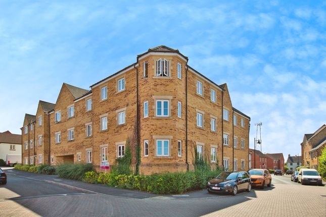 1 bedroom ground floor flat for sale