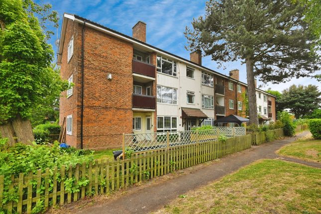3 bed flat