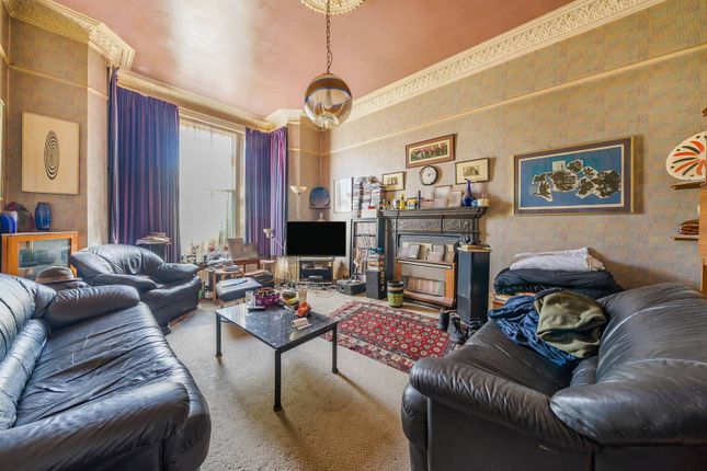 Howden Road, South Norwood, London, SE25 6 bed detached house for sale