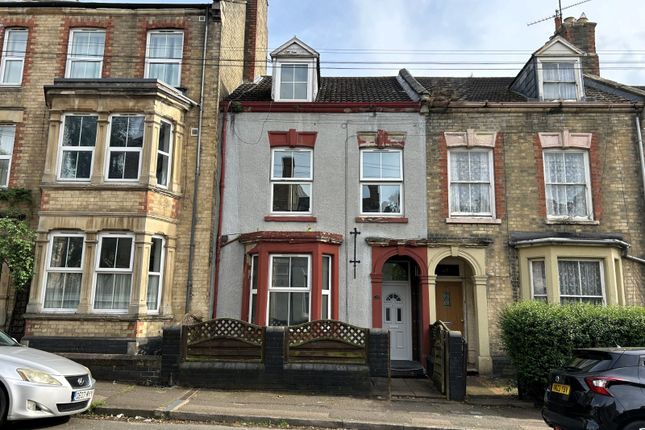 7 bedroom terraced house for sale