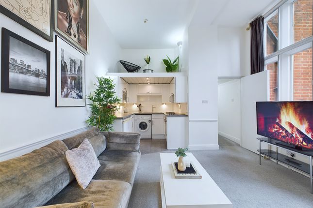 Belgrave House, Clapham Road, Oval... 1 bed apartment for sale