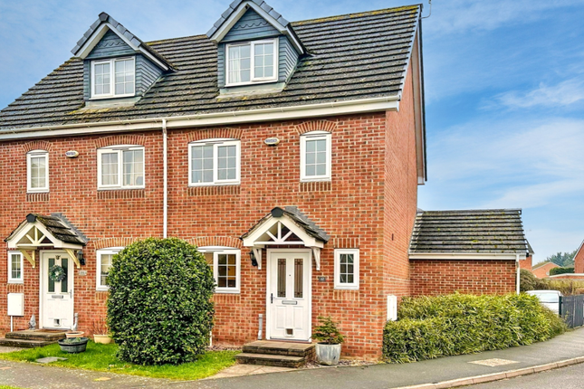 3 bed semi-detached house