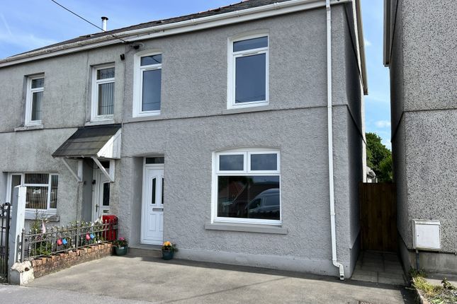 3 bed semi-detached house