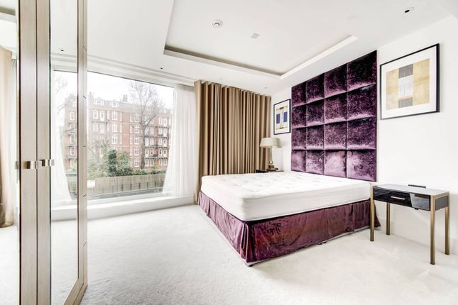 Radnor Terrace, Kensington, London, W14 1 bed flat for sale