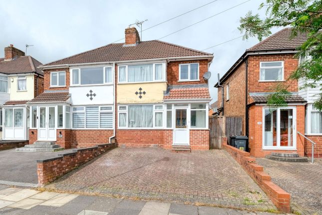 Ryde Park Road, Rednal, Birmingham... 3 bed semi