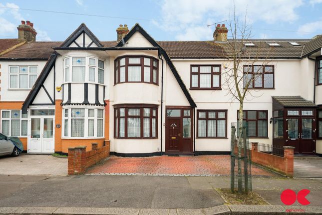Widecombe Gardens, Redbridge IG4 4 bed terraced house for sale