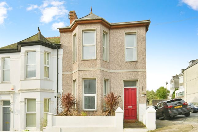 3 bed end terrace house