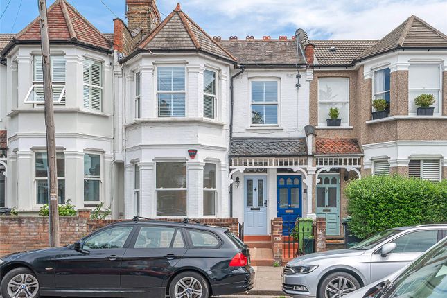 3 bedroom maisonette for sale