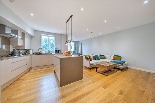East Dulwich Grove, London 2 bed apartment for sale