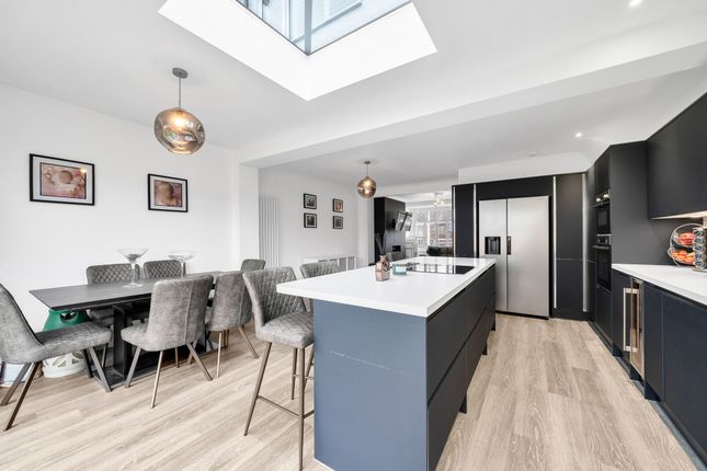 4 bed terraced house