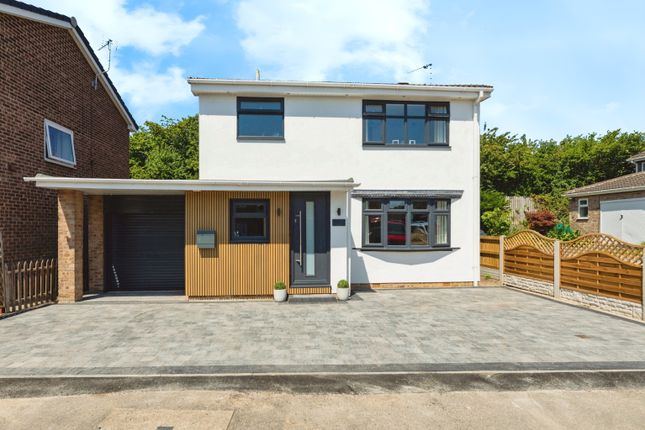 4 bed detached house