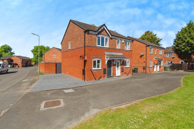 2 bedroom semi-detached house for sale