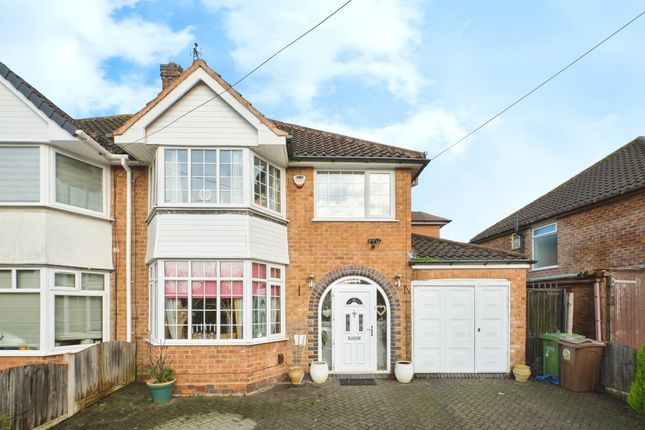 3 bedroom semi-detached house for sale