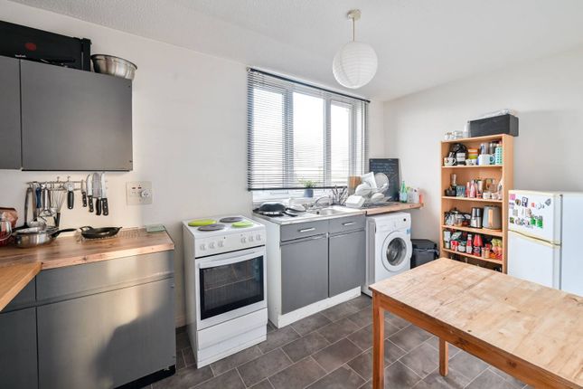 Marden Square, Bermondsey, London, SE16 1 bed flat for sale