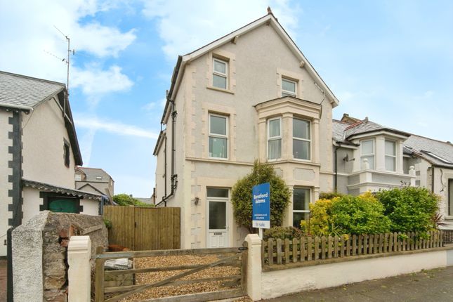 4 bed end terrace house