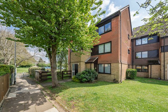 1 bedroom ground floor flat for sale