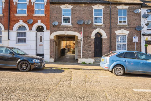 1 bed flat