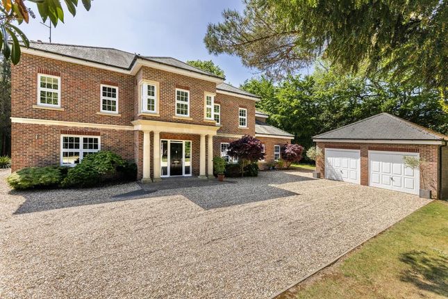 6 bedroom detached house for sale