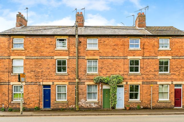 3 bedroom town house for sale