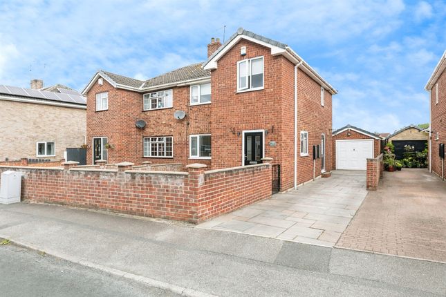 3 bed semi-detached house