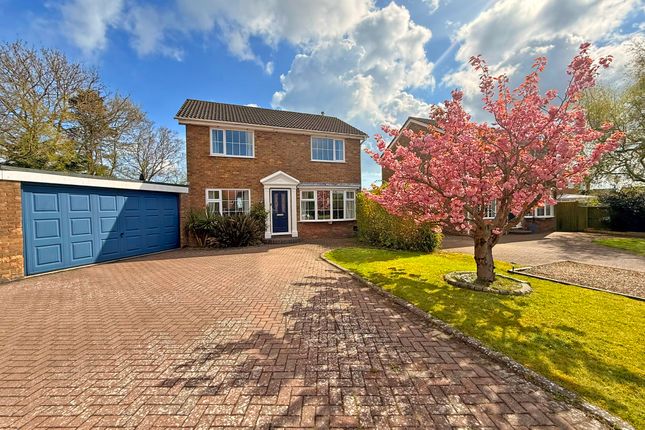 Northfield Way, Scarborough YO13 4 bed detached house for sale