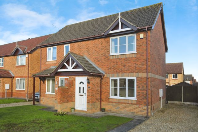 2 bedroom semi-detached house for sale