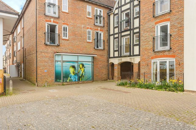 2 bed flat