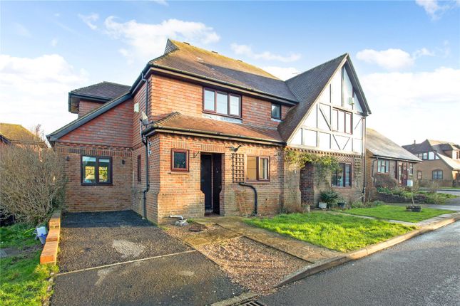 Court Meadow, Rotherfield... 3 bed semi