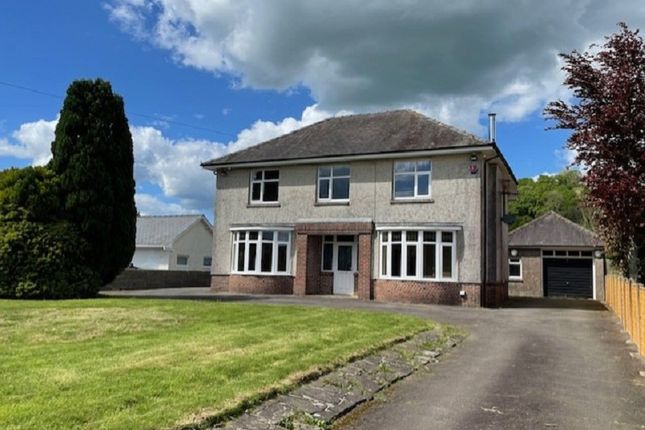 Talley, Llandeilo, Carmarthenshire. 4 bed detached house for sale