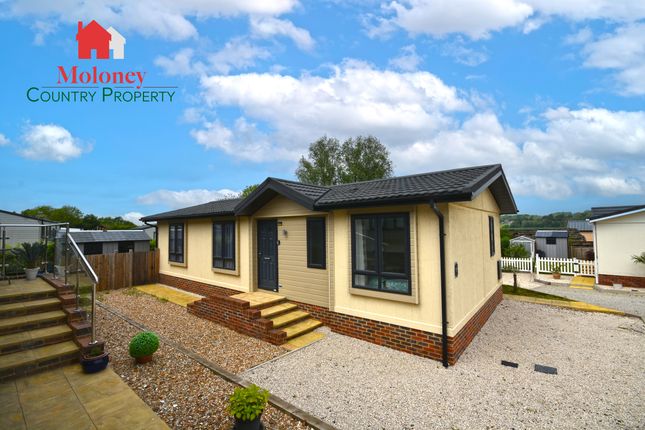 Rother Valley, Northiam, East Sussex... 2 bed mobile home for sale