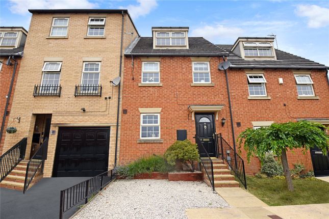 3 bedroom town house for sale