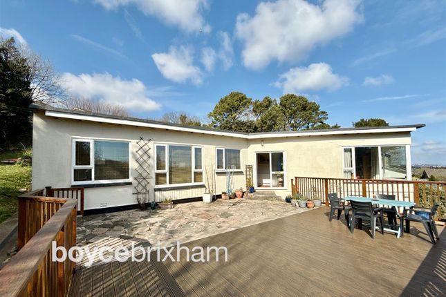 4 bed detached house