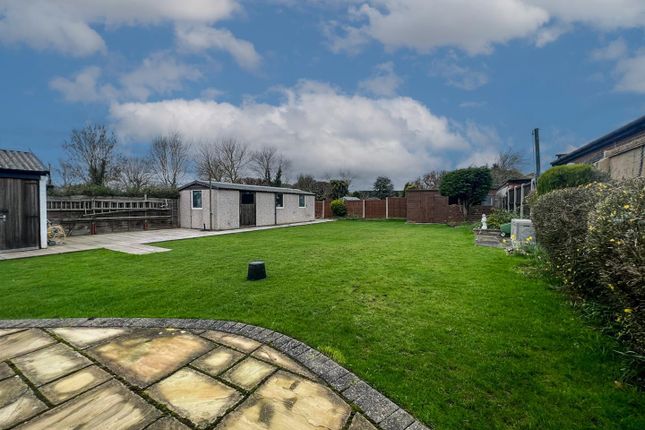 Rectory Road, Rochford SS4 2 bed detached bungalow for sale