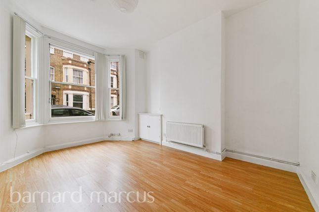 1 bedroom ground floor flat for sale
