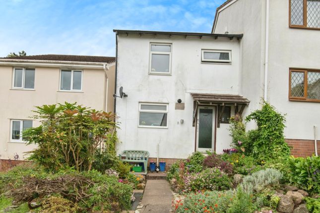 3 bed end terrace house