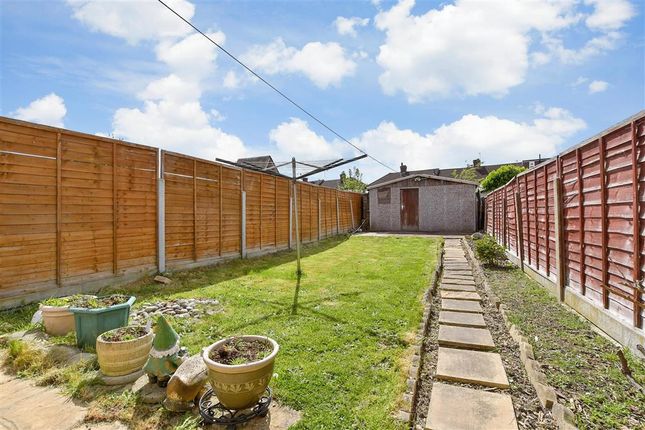 4 bed terraced house