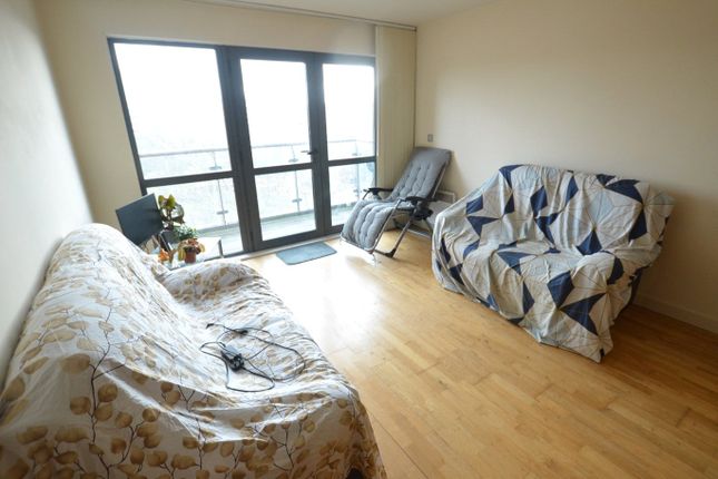 2 bed flat