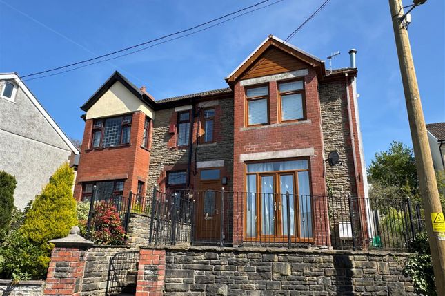 3 bed semi-detached house