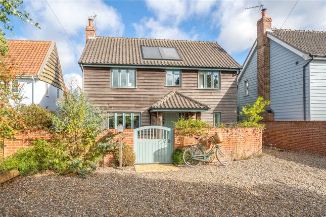 4 bed detached house