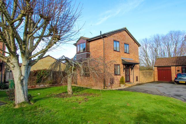 2 bedroom detached house for sale