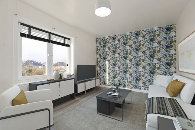 3 bedroom flat for sale