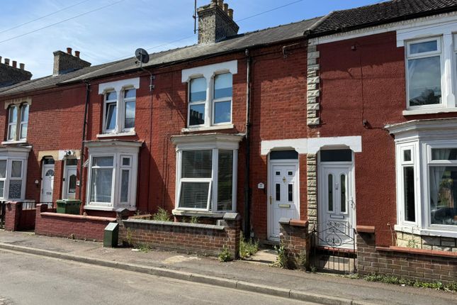 2 bed terraced house