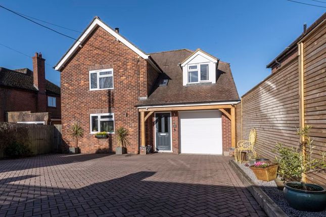 Grosvenor Road, Shaftesbury SP7 4 bed detached house for sale