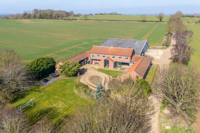 6 bedroom detached house for sale