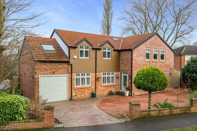 Foxholes Crescent, Calverley, Pudsey... 5 bed detached house for sale