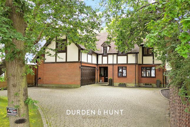 Manor Road, Chigwell, IG7 5 bed detached house for sale